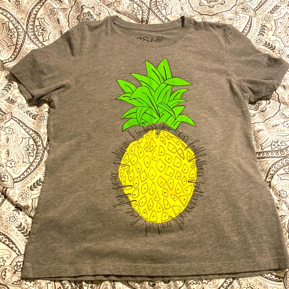 BeStill, size small grey T-shirt.
